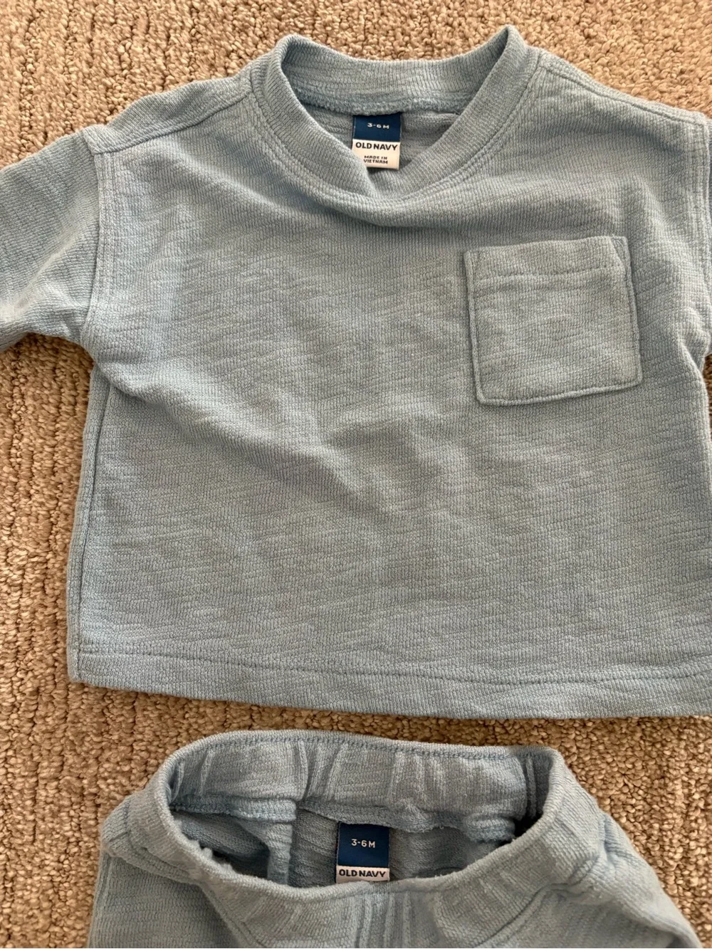 Old Navy 3-6 month baby boy 2-Piece Blue Knit and Dinosaur Print 2-Piece Outfit
